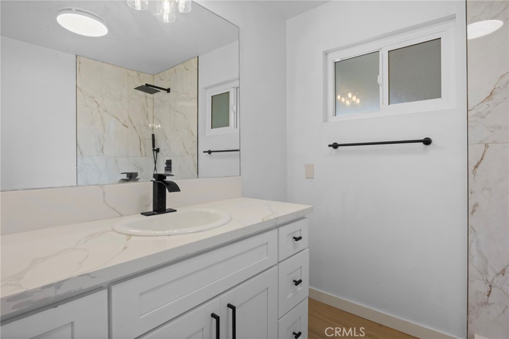 MLS #IV25123905 image #24