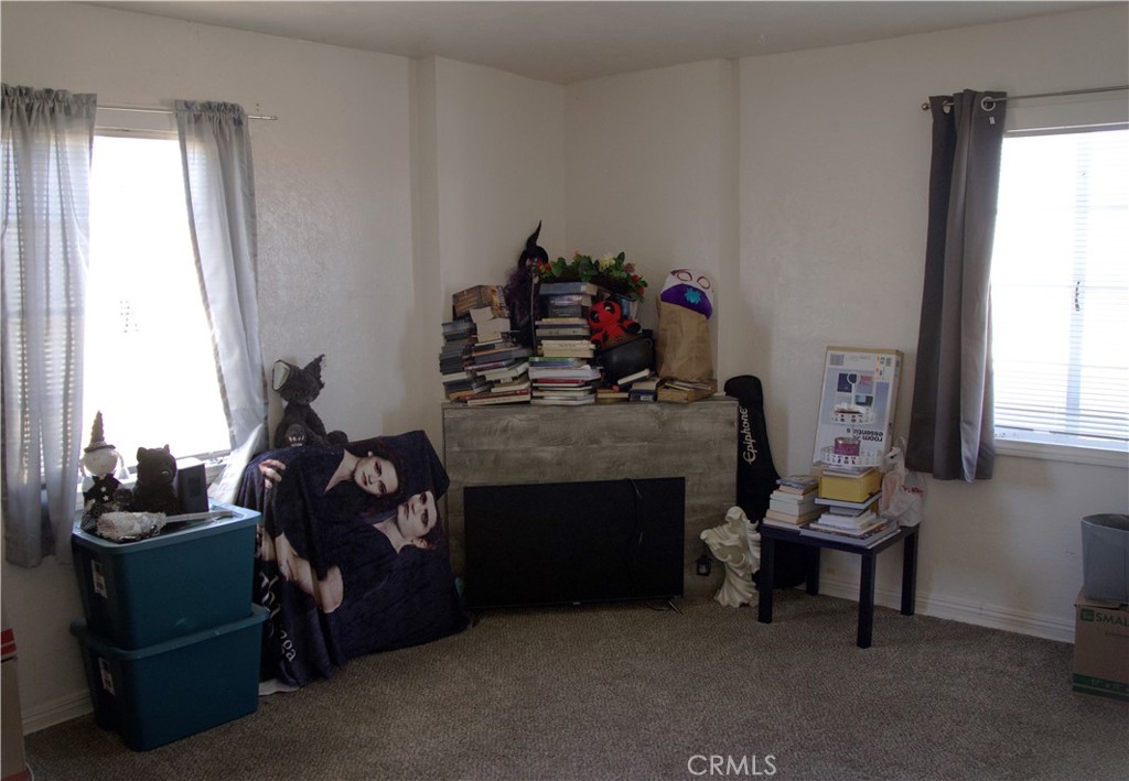 MLS #IV25124653 image #2