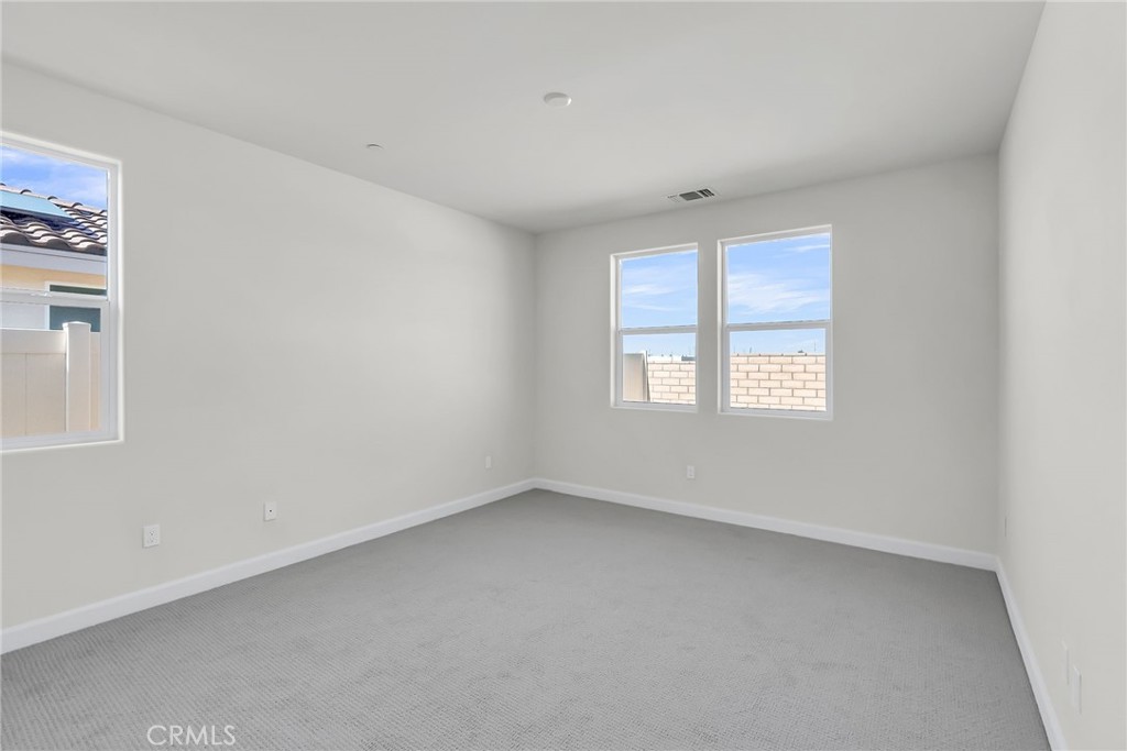 MLS #IV25148235 image #15