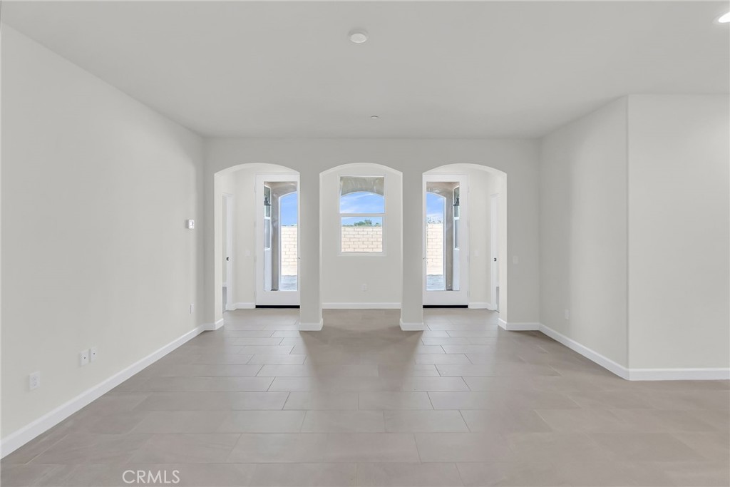 MLS #IV25148472 image #11