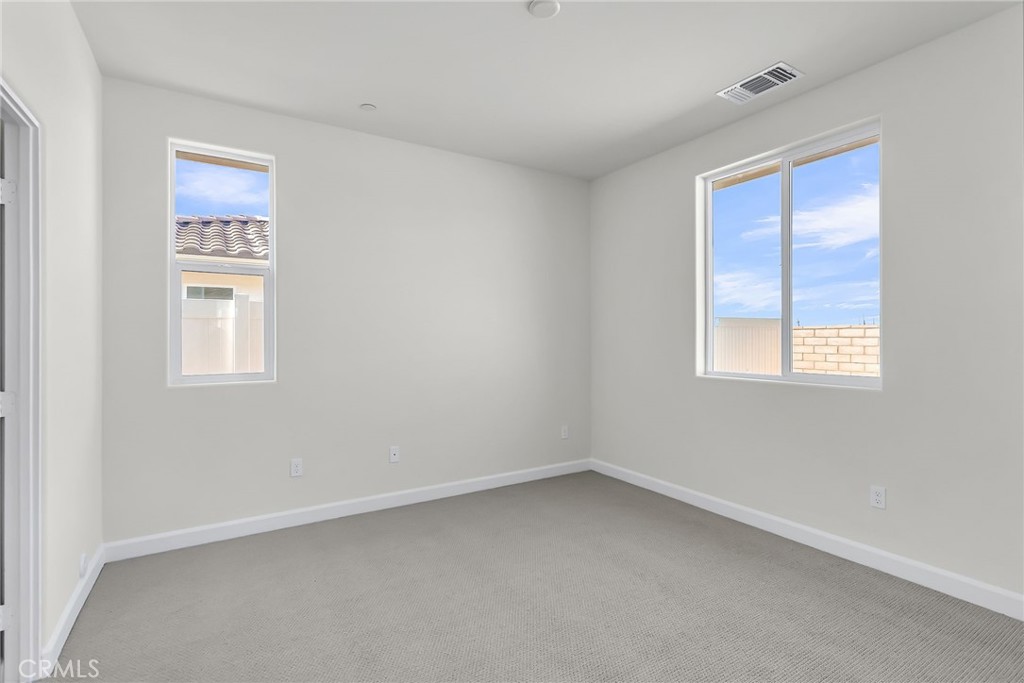 MLS #IV25148472 image #14