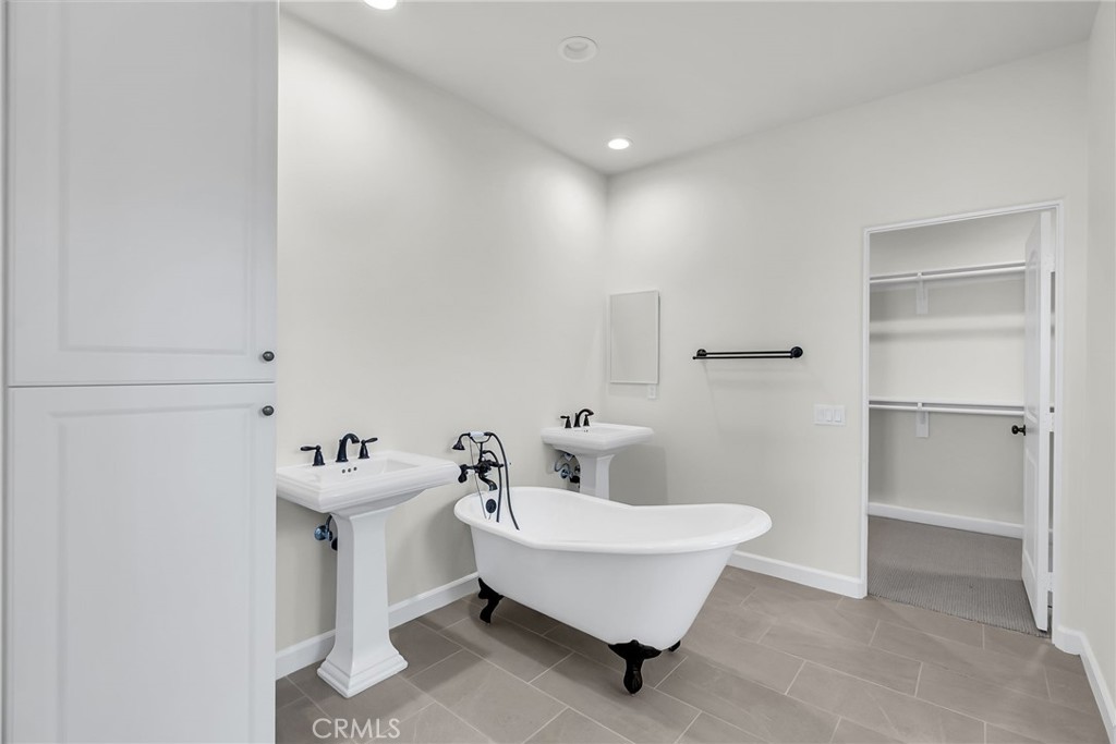 MLS #IV25148472 image #17