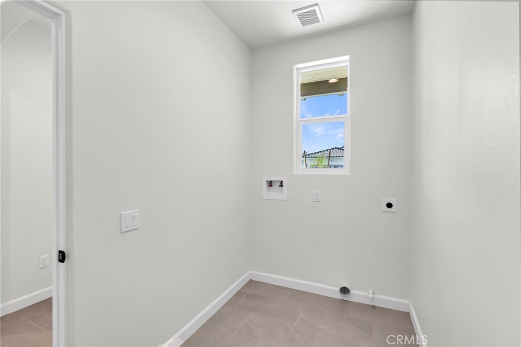 MLS #IV25148472 image #24