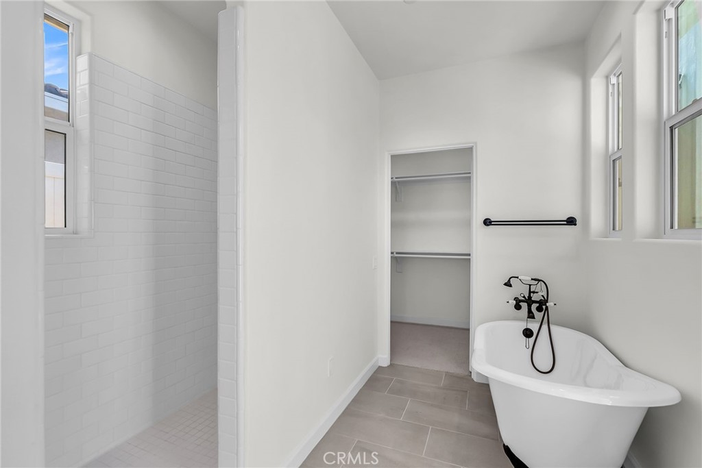 MLS #IV25148484 image #17