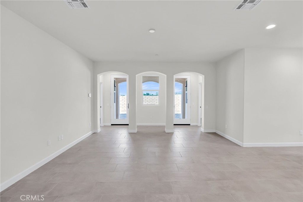 MLS #IV25148487 image #12