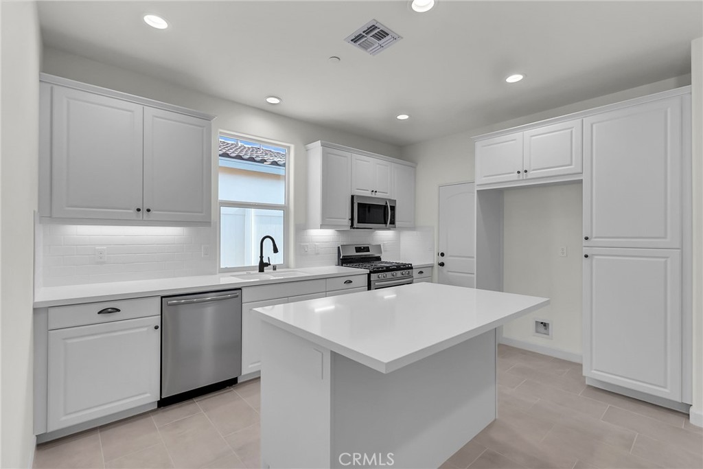 MLS #IV25148487 image #4