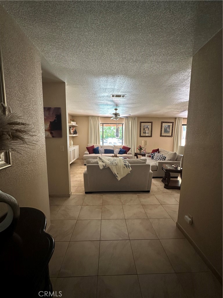 MLS #IV25172952 image #2