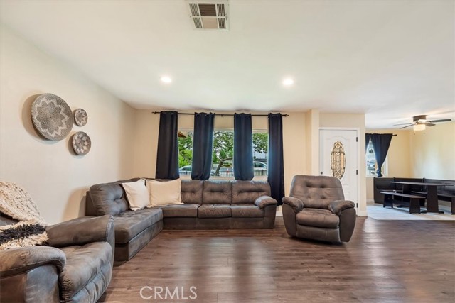 MLS #IV25191593 image #6