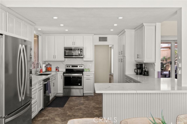 MLS #IV25195077 image #12