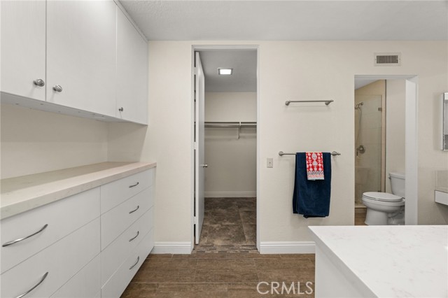 MLS #IV25195077 image #23