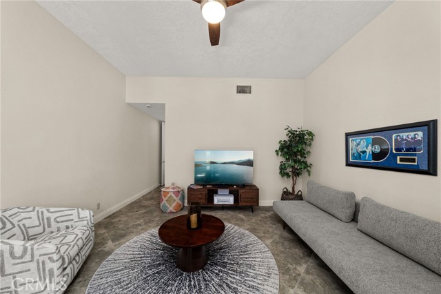 MLS #IV25195077 image #29