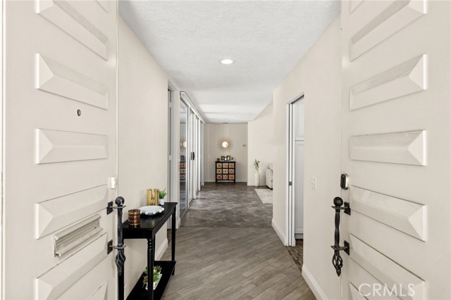 MLS #IV25195077 image #4