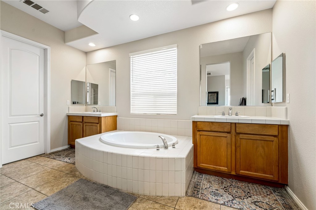 MLS #IV25197370 image #18