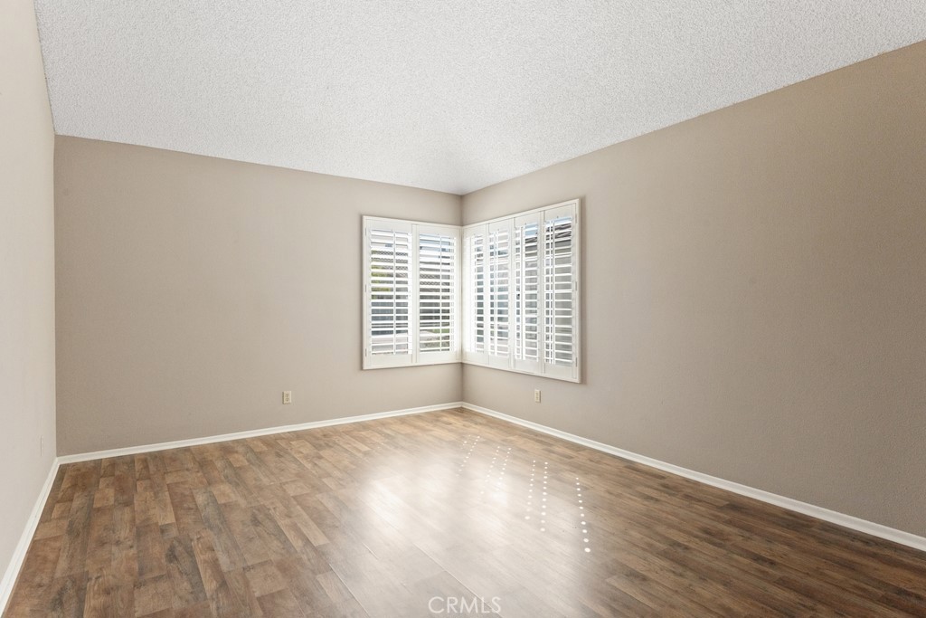 MLS #IV25213786 image #6