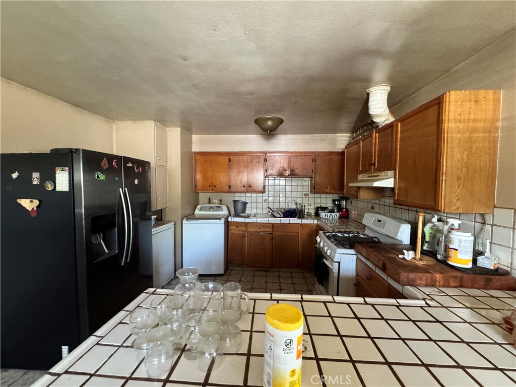 MLS #IV25218448 image #1