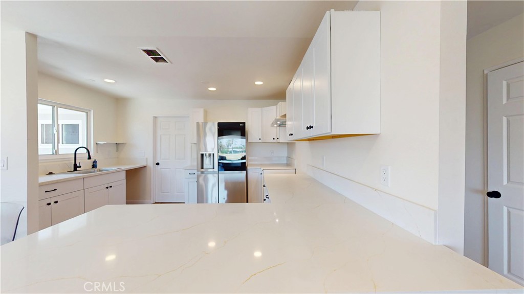 MLS #IV25220099 image #5