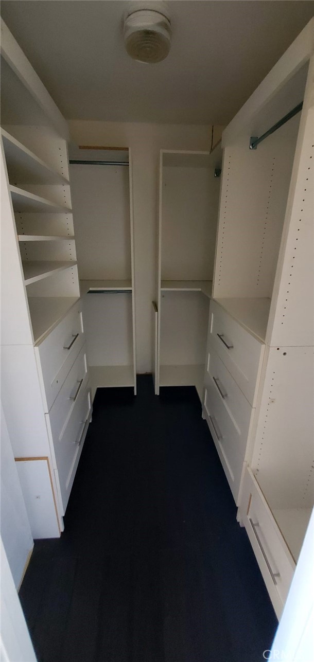 MLS #IV25221156 image #11