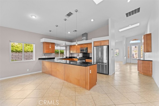 MLS #IV25228284 image #12