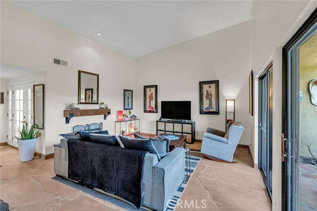 MLS #IV25234259 image #7