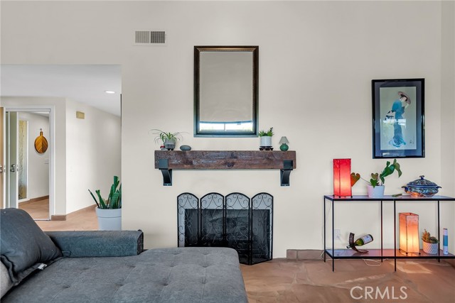 MLS #IV25234259 image #8