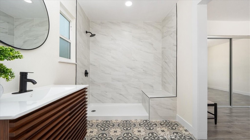 MLS #IV25234287 image #22