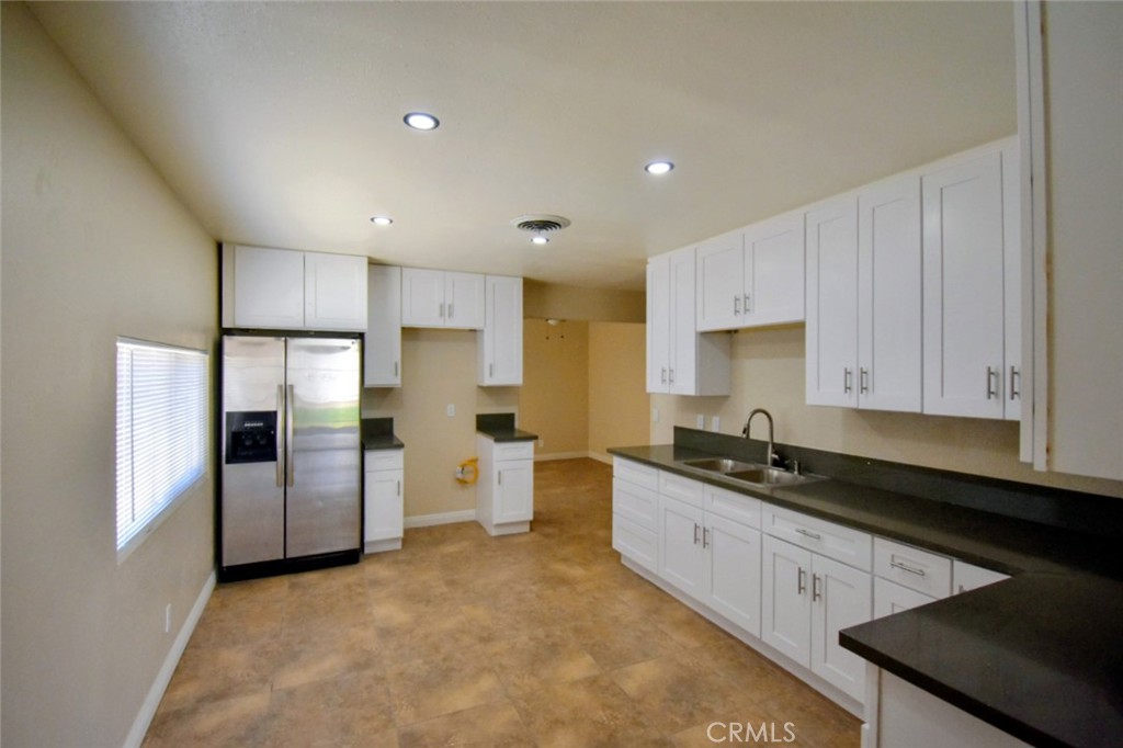 MLS #IV25240002 image #3