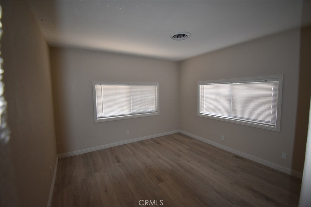 MLS #IV25240002 image #4