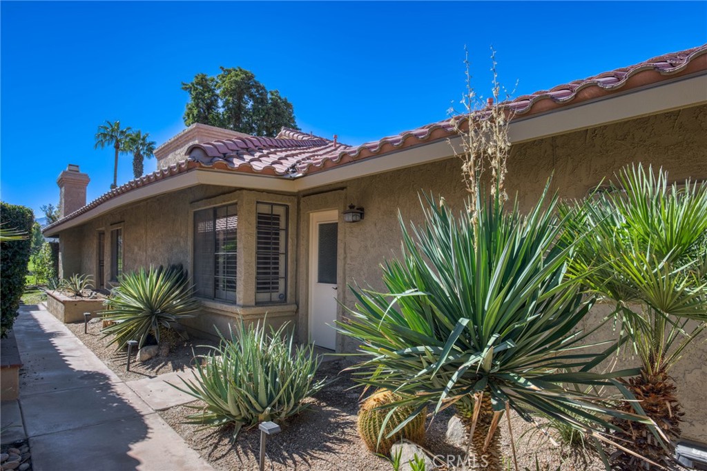 MLS #IV25243362 image #2