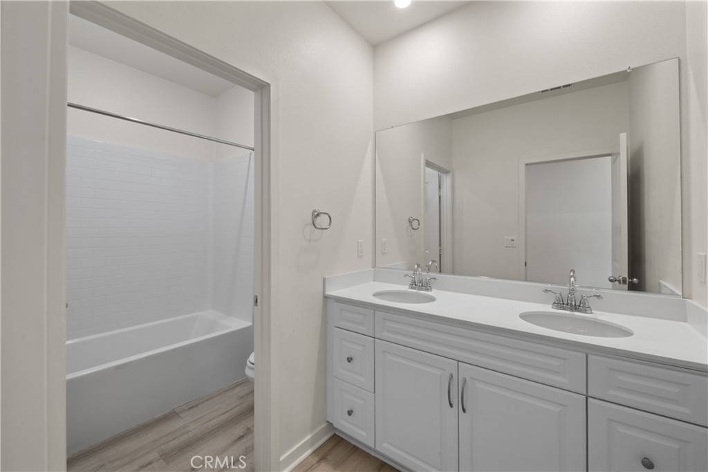 MLS #IV25246534 image #26