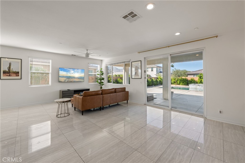 MLS #IV25246534 image #5