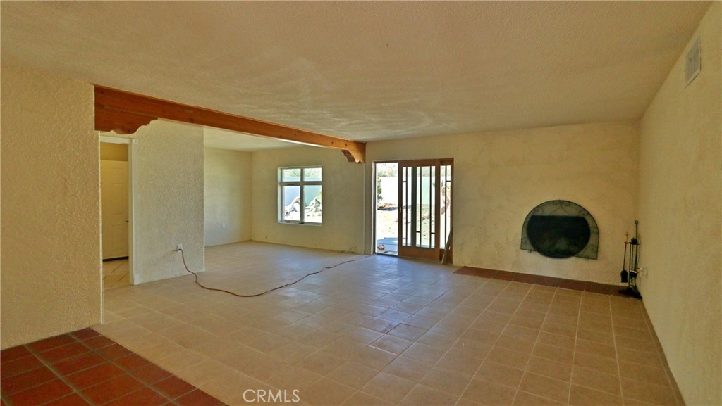 MLS #IV25250318 image #9