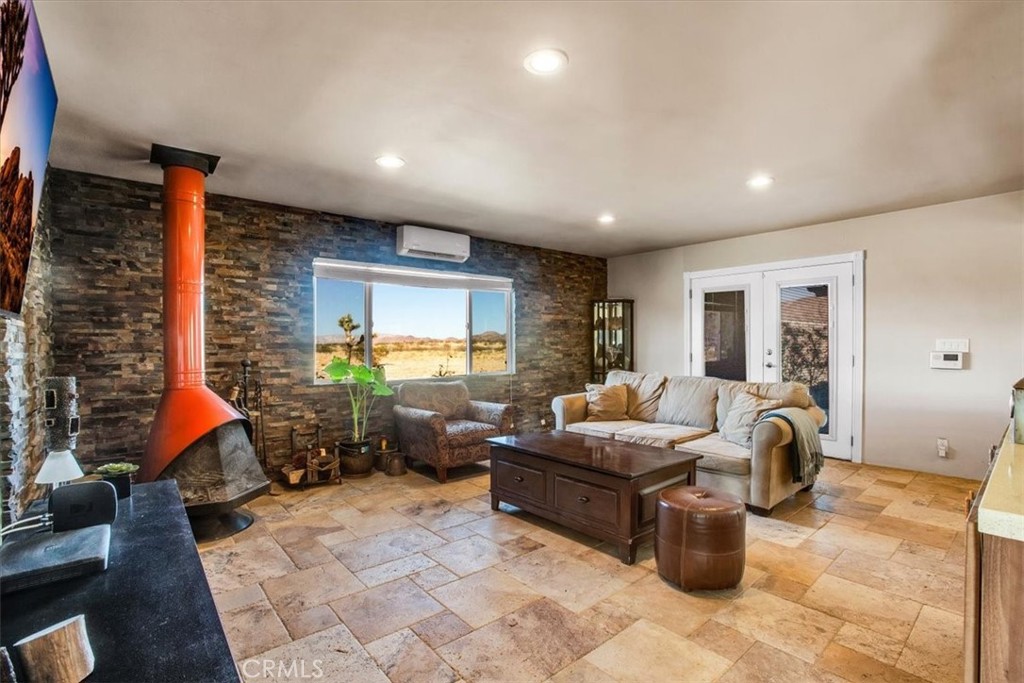 MLS #JT24205593 image #3