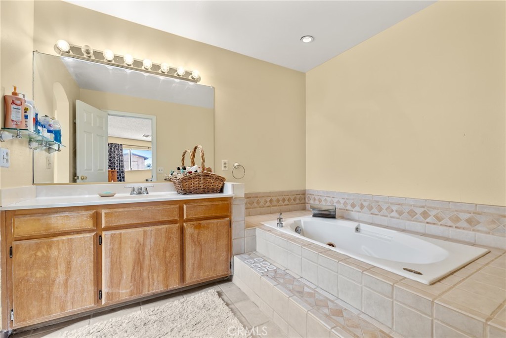 MLS #JT24216850 image #9