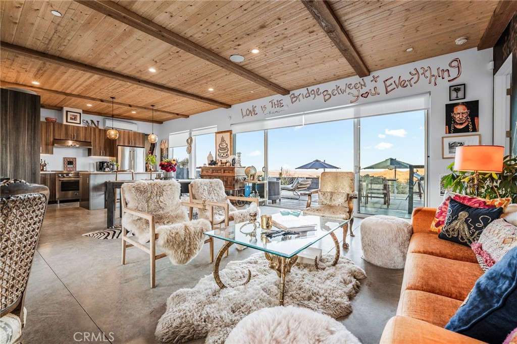 MLS #JT25011770 image #1