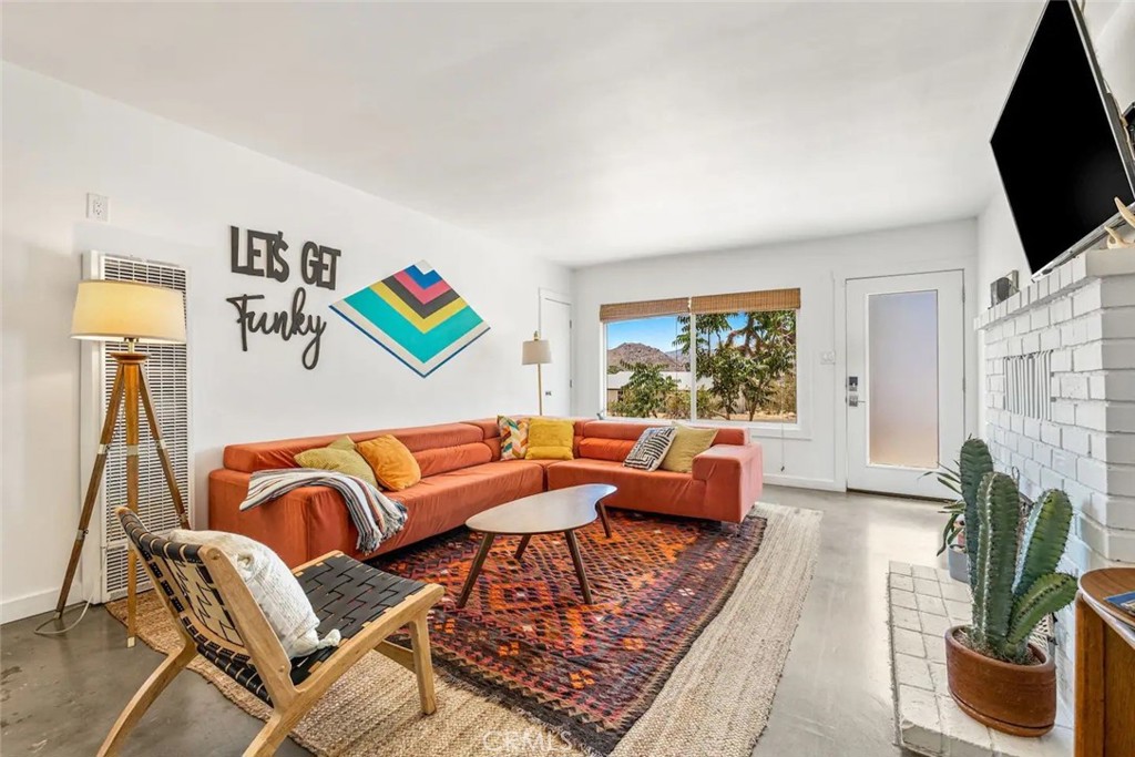 MLS #JT25026092 image #5