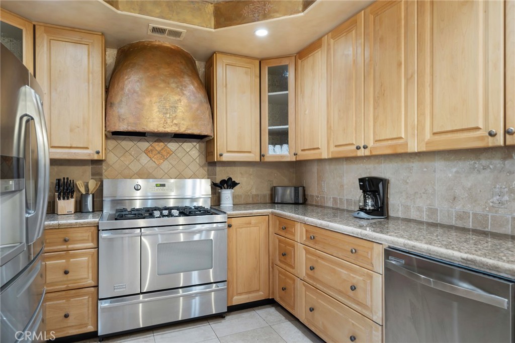 MLS #JT25060722 image #8