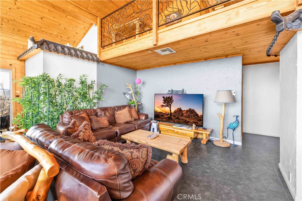 MLS #JT25064346 image #9