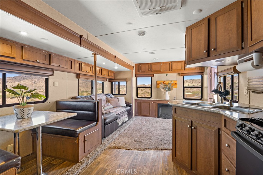 MLS #JT25074994 image #5