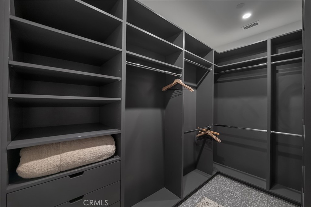 MLS #JT25085678 image #24