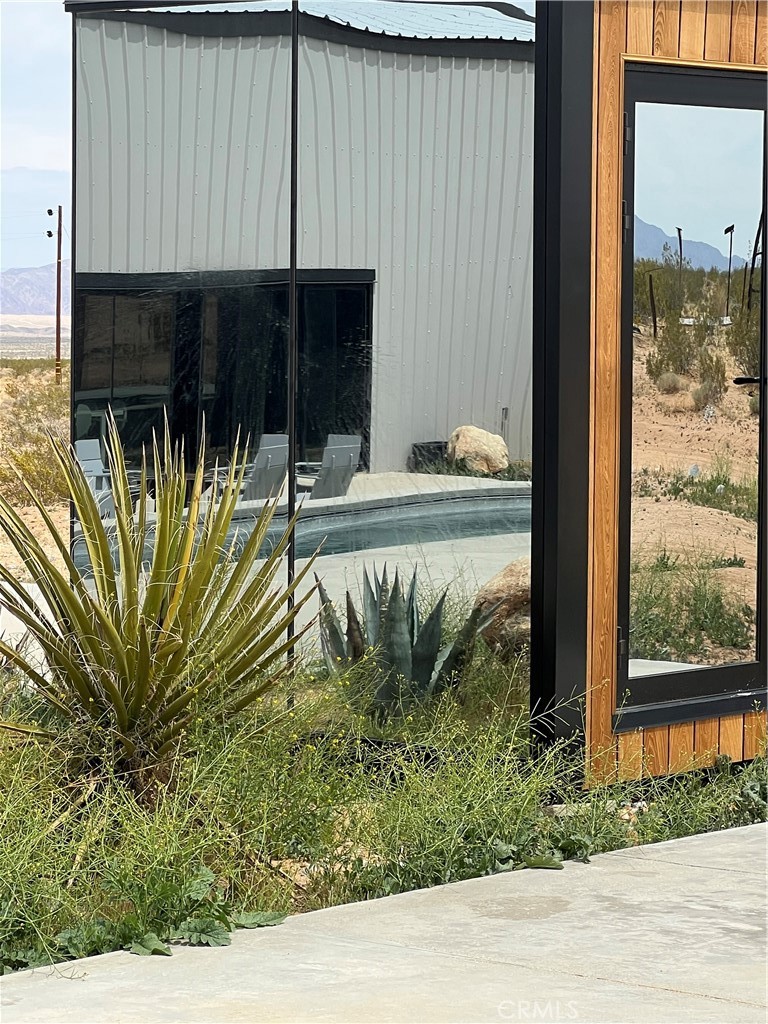 MLS #JT25094313 image #1