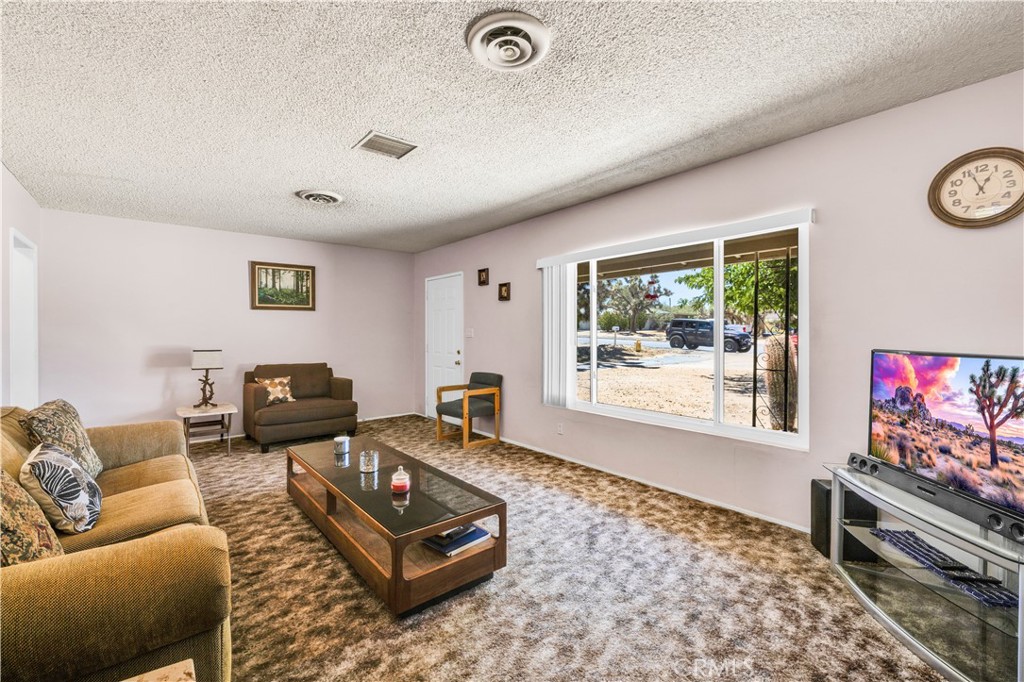 MLS #JT25102981 image #9