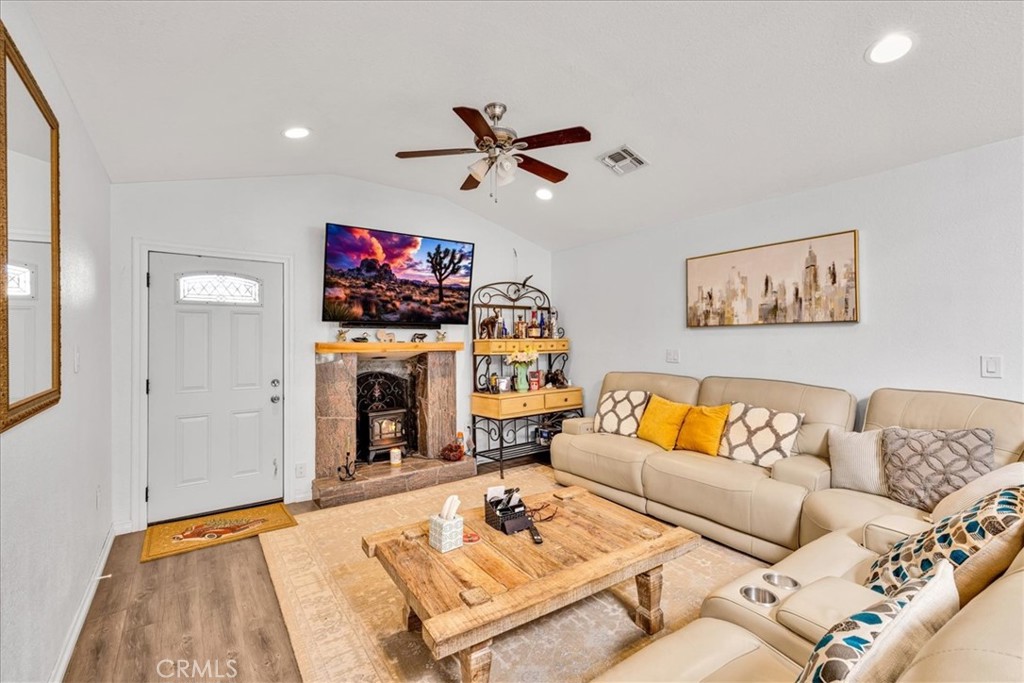 MLS #JT25106505 image #11