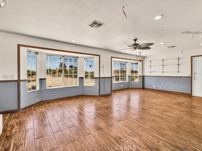 MLS #JT25110385 image #12