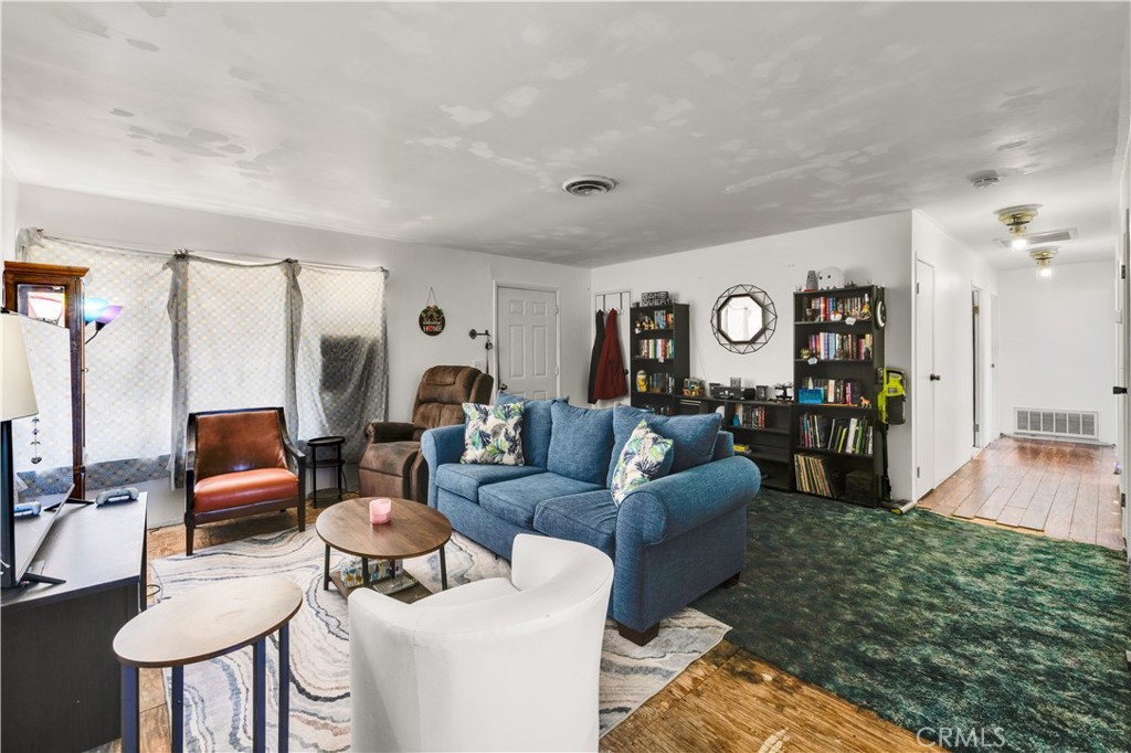 MLS #JT25111284 image #5