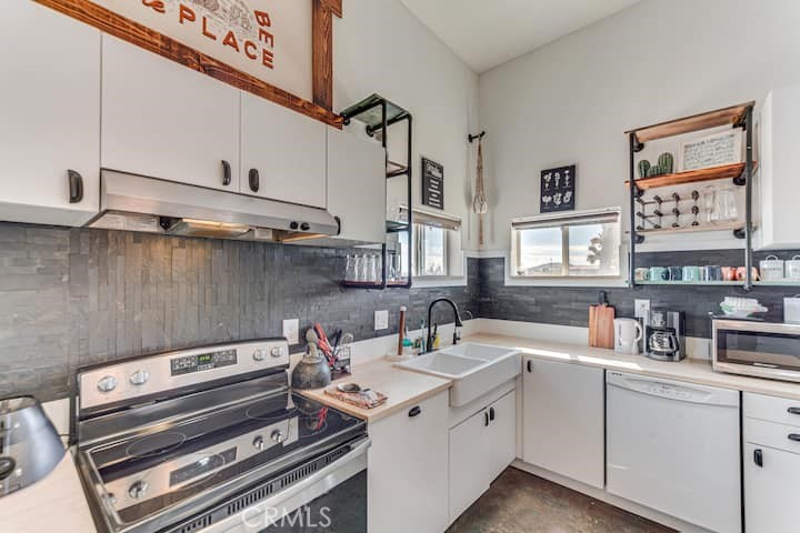 MLS #JT25115319 image #12