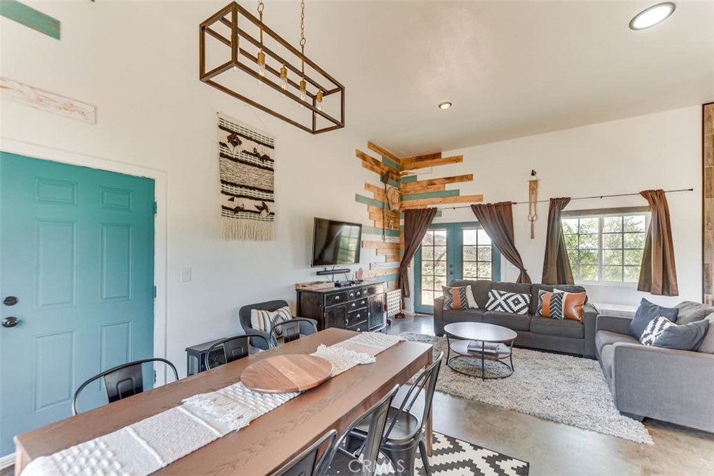 MLS #JT25115319 image #9