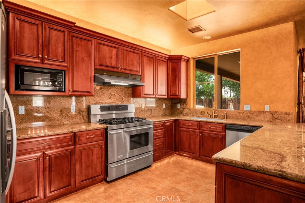 MLS #JT25121781 image #11