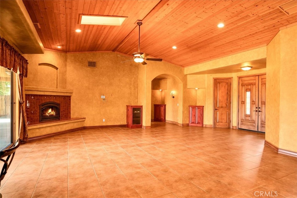 MLS #JT25121781 image #9