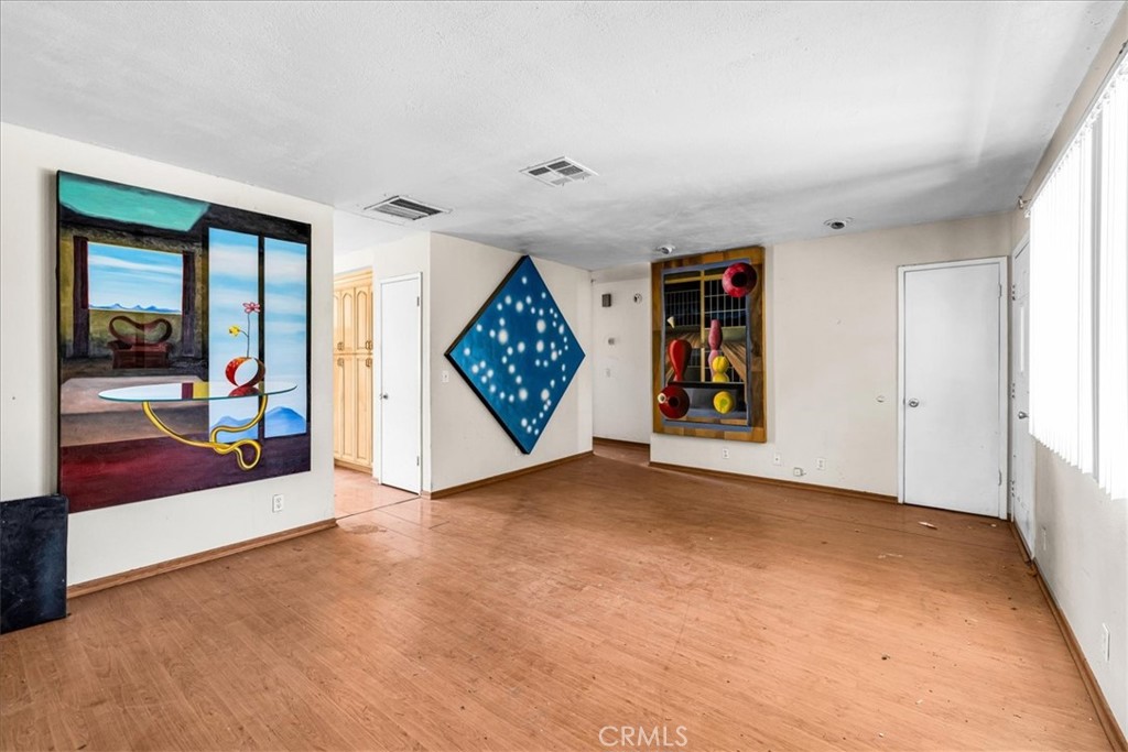 MLS #JT25143404 image #10