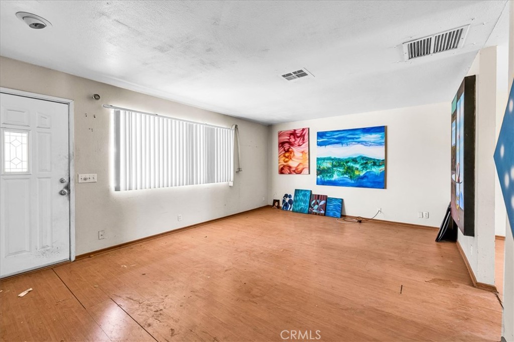 MLS #JT25143404 image #9